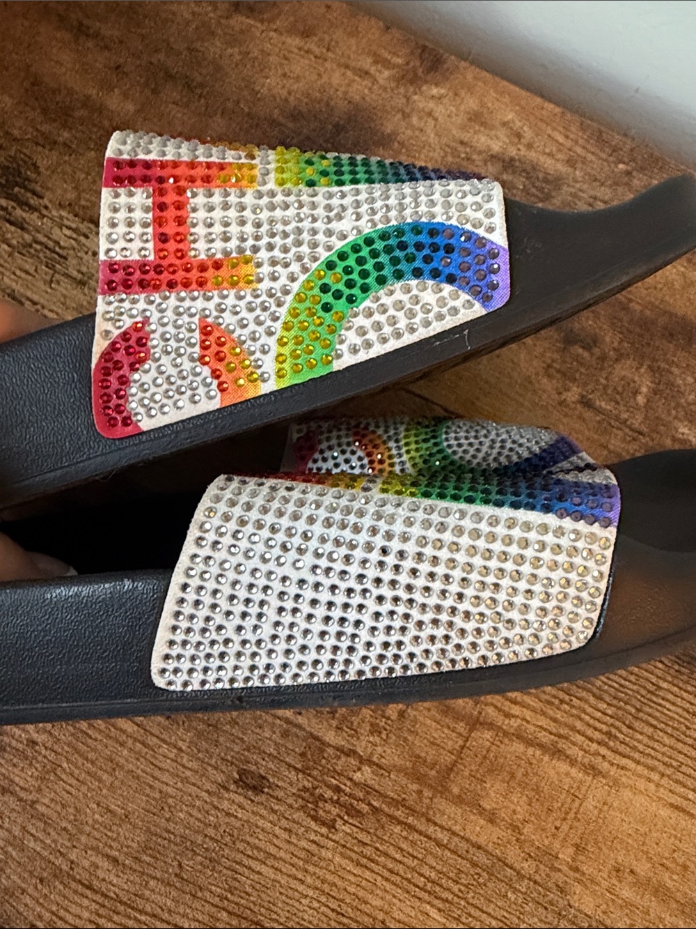Michael Kors Slides with Rainbow Crystal Logo - Picture 4 of 5